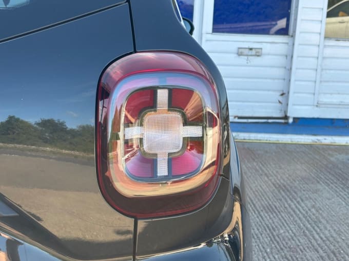 2025 Dacia Duster