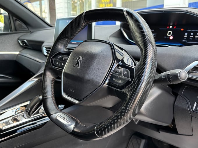 2020 Peugeot 5008