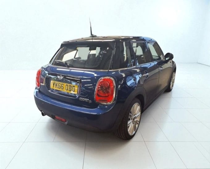 2025 Mini Hatch