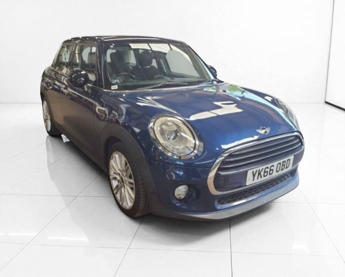 2025 Mini Hatch