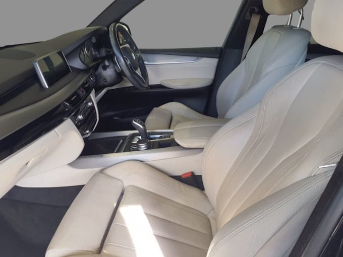 2025 BMW X5