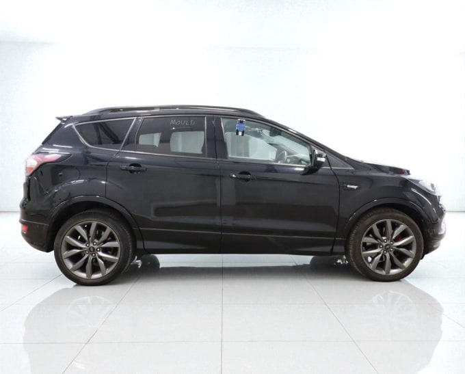 2025 Ford Kuga