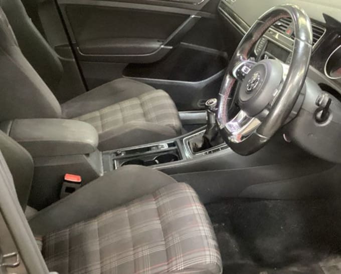 2025 Volkswagen Golf