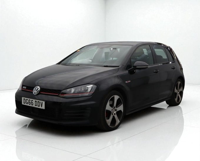 2025 Volkswagen Golf