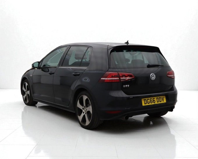 2025 Volkswagen Golf
