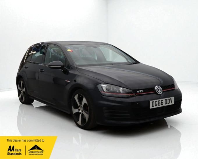 2025 Volkswagen Golf