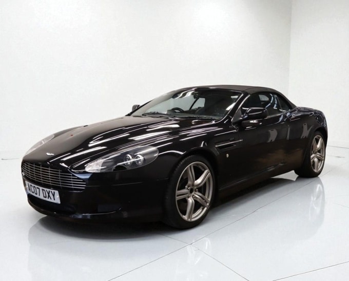 2025 Aston Martin Db9