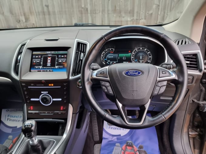 2025 Ford Edge