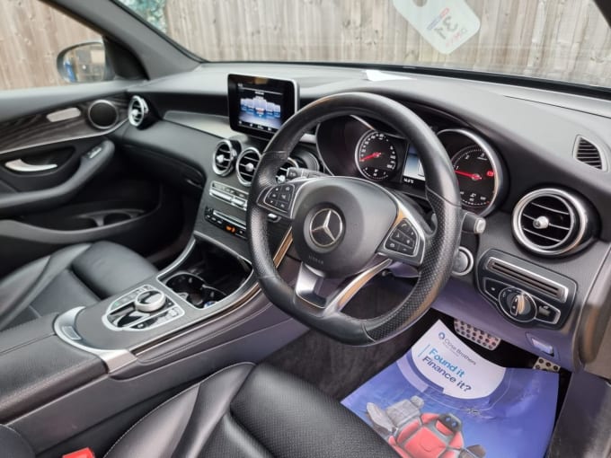 2025 Mercedes-benz Glc