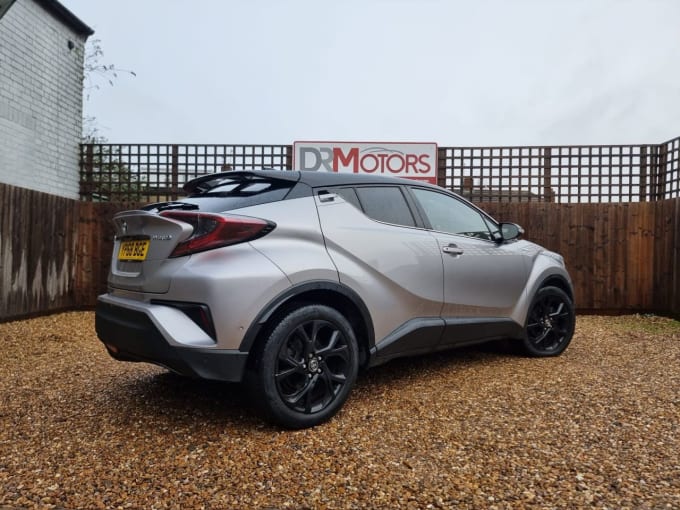 2025 Toyota C-hr