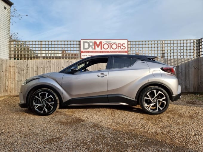 2025 Toyota C-hr