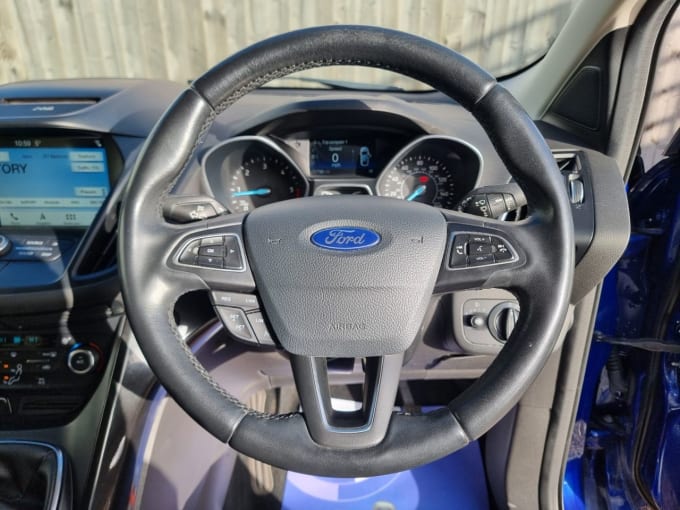 2025 Ford Kuga