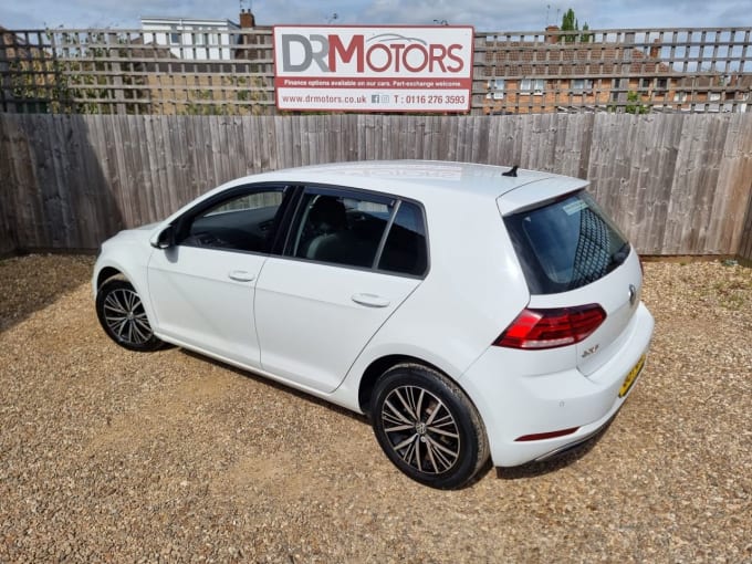 2025 Volkswagen Golf