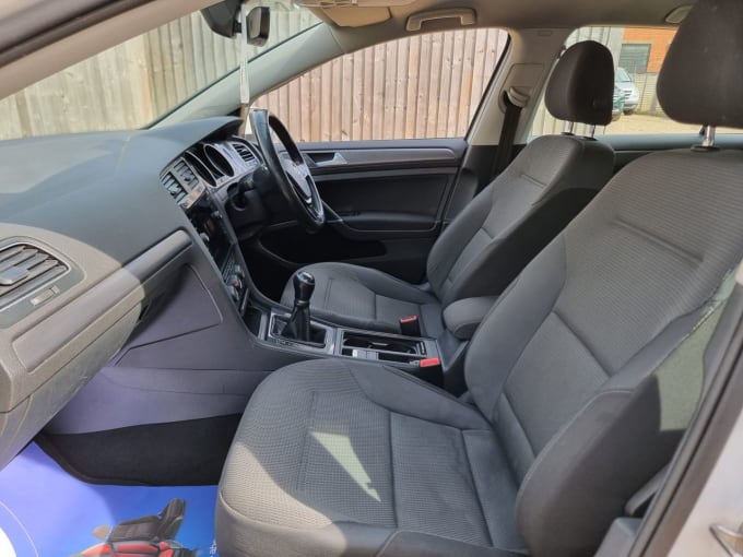 2025 Volkswagen Golf