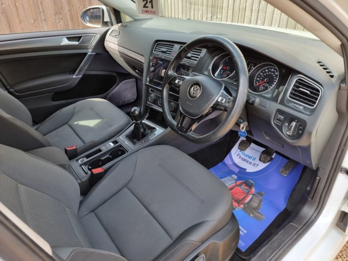 2025 Volkswagen Golf