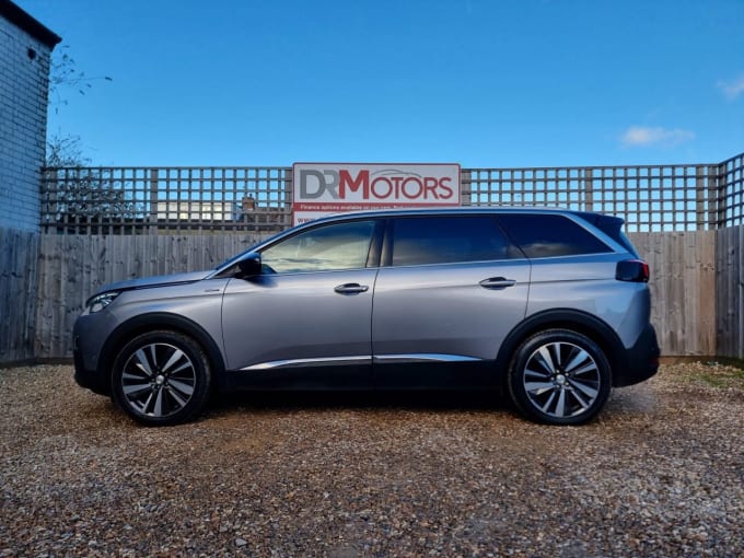 2025 Peugeot 5008