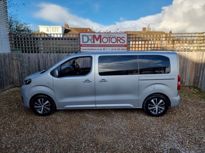 2025 Toyota Proace Verso