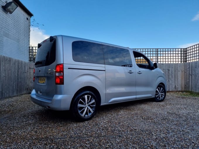 2025 Toyota Proace Verso