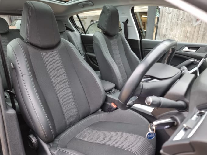 2025 Peugeot 308