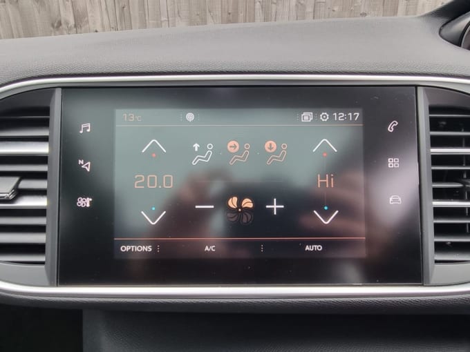 2025 Peugeot 308
