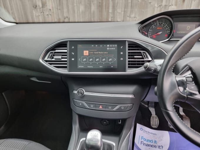 2025 Peugeot 308