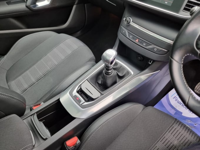 2025 Peugeot 308