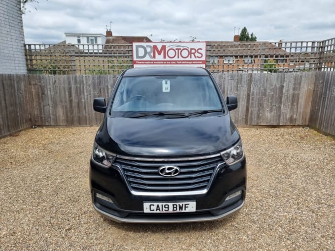2025 Hyundai I800