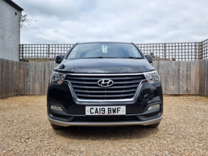 2025 Hyundai I800