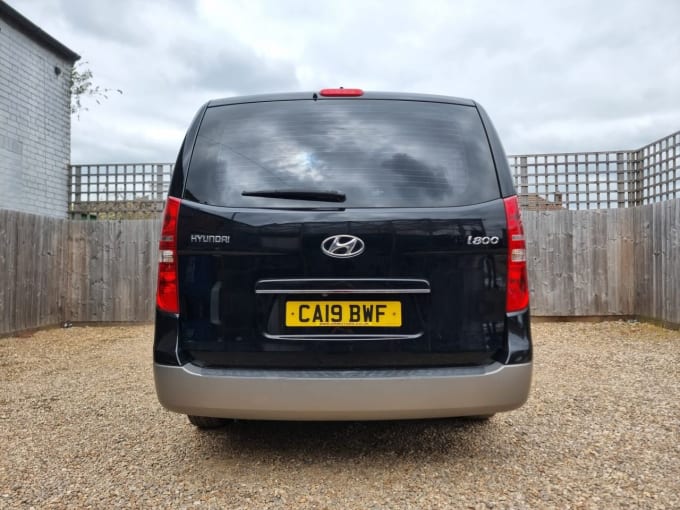 2025 Hyundai I800