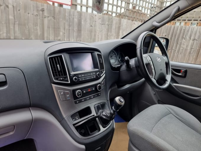 2025 Hyundai I800