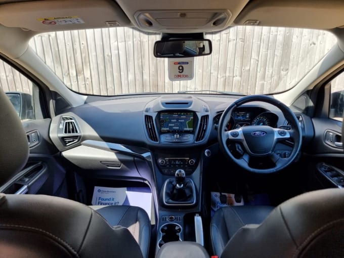 2025 Ford Kuga