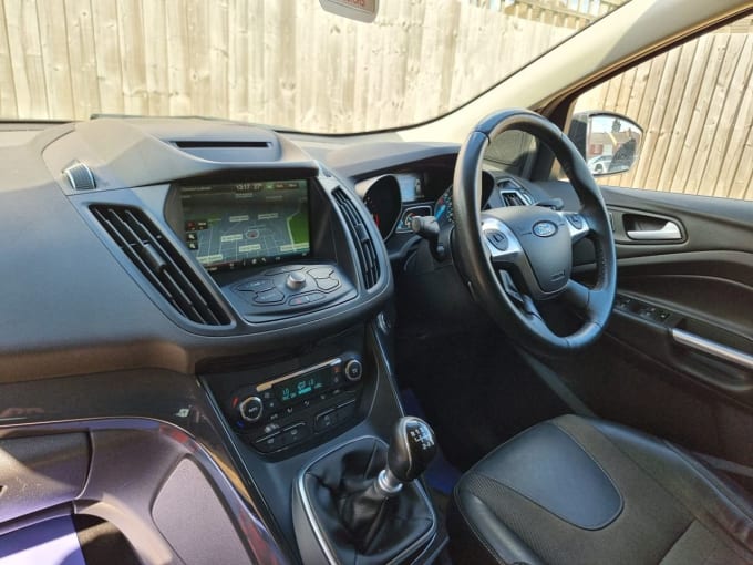 2025 Ford Kuga