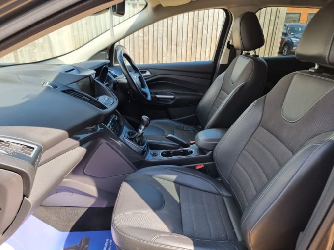 2025 Ford Kuga