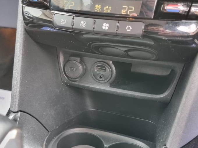 2025 Peugeot 2008
