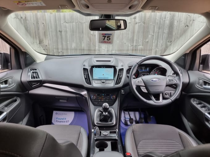 2025 Ford Kuga