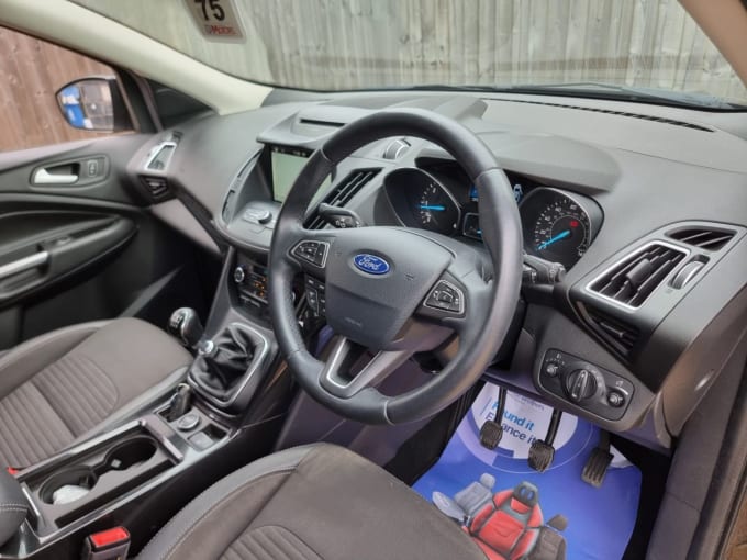 2025 Ford Kuga
