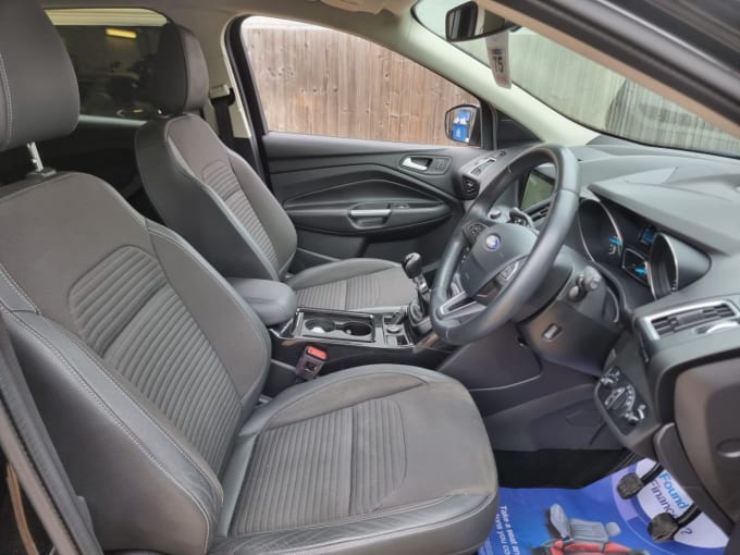 2025 Ford Kuga