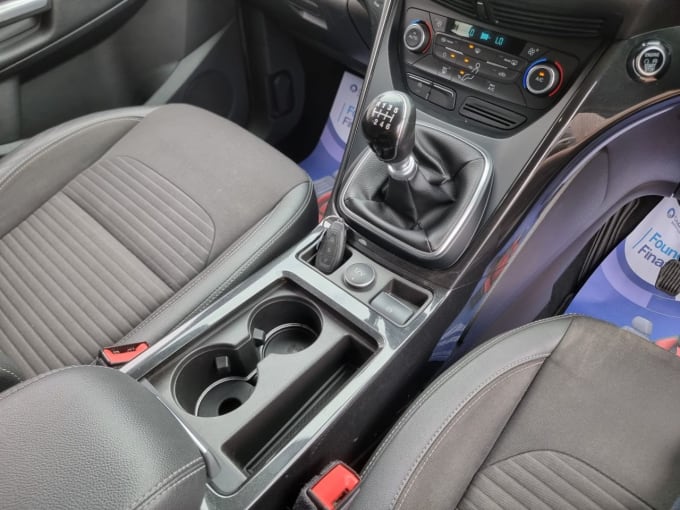 2025 Ford Kuga