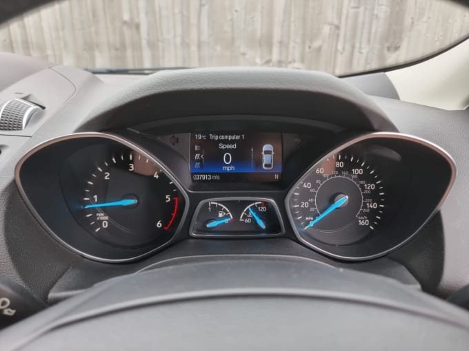 2025 Ford Kuga