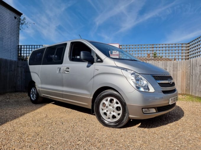 2025 Hyundai I800
