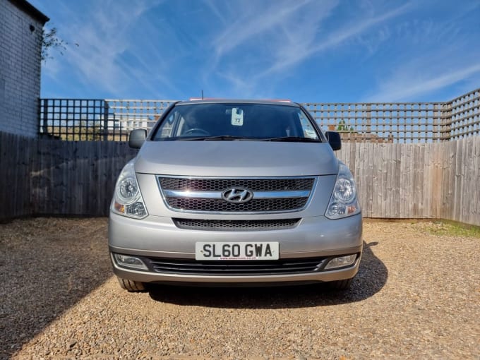 2025 Hyundai I800