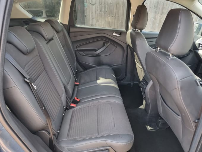 2025 Ford Kuga