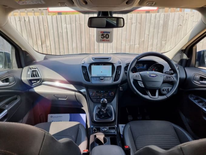 2025 Ford Kuga