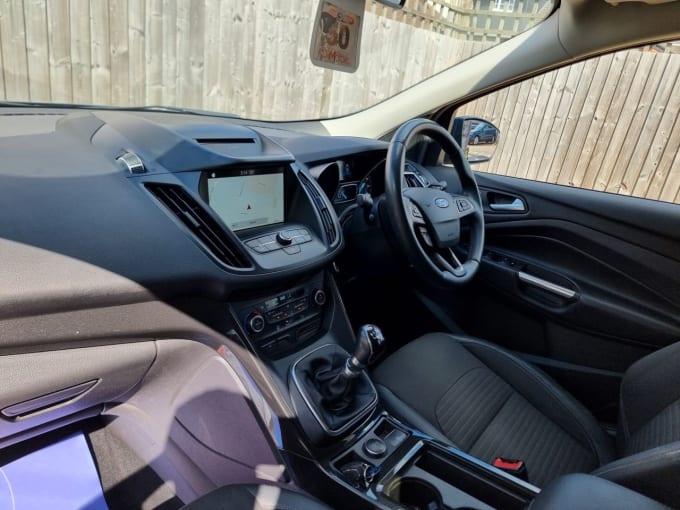 2025 Ford Kuga
