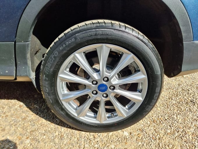 2025 Ford Kuga