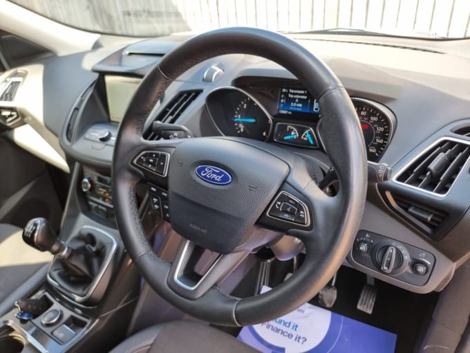 2025 Ford Kuga