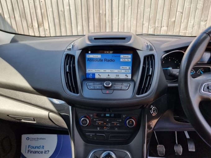 2025 Ford Kuga