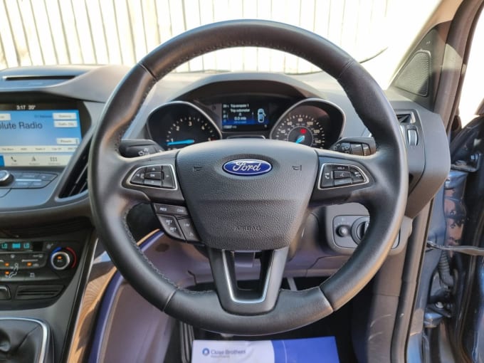 2025 Ford Kuga