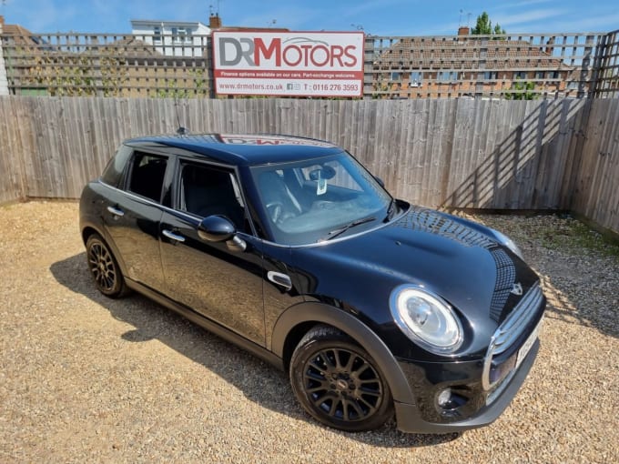 2025 Mini Hatch