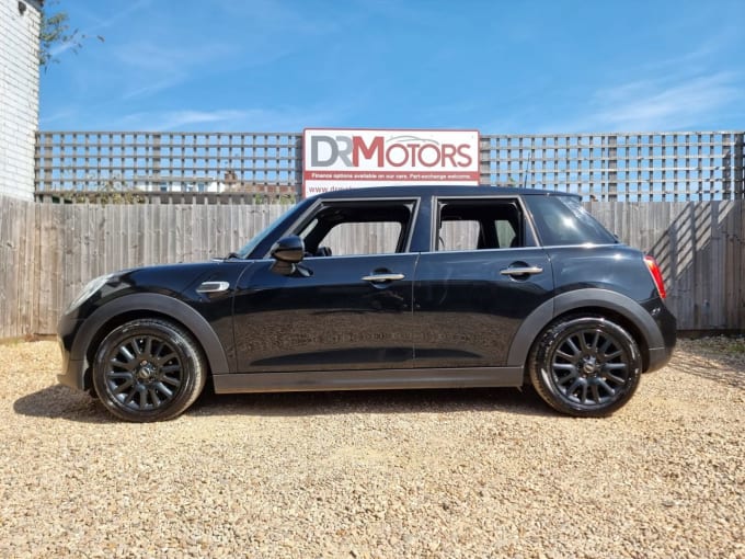 2025 Mini Hatch